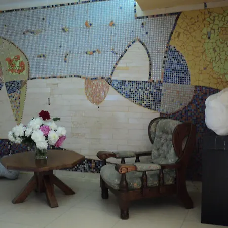 Horizont 2* غولدن ساندز